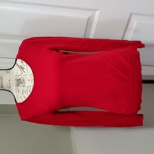 BEAUTIFUL red wool sweater 😍